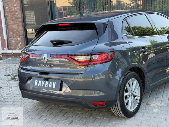 2017 RENAULT MEGANE 110 BİN KM