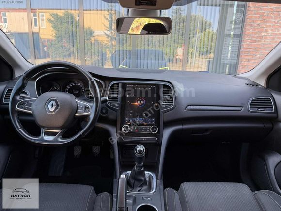 2017 RENAULT MEGANE 110 BİN KM
