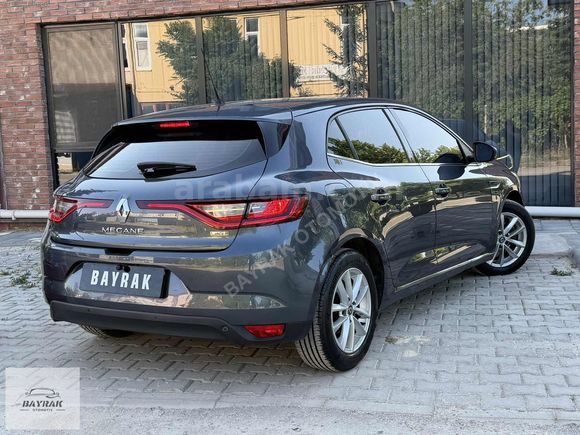 2017 RENAULT MEGANE 110 BİN KM
