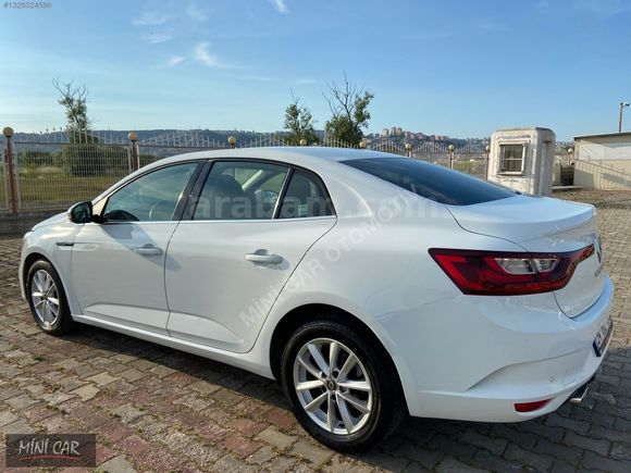 HATASIZ 2017 RENAULT MEGANE 1.5 DCİ TOUCH OTOMATİK 137'BİN KM..