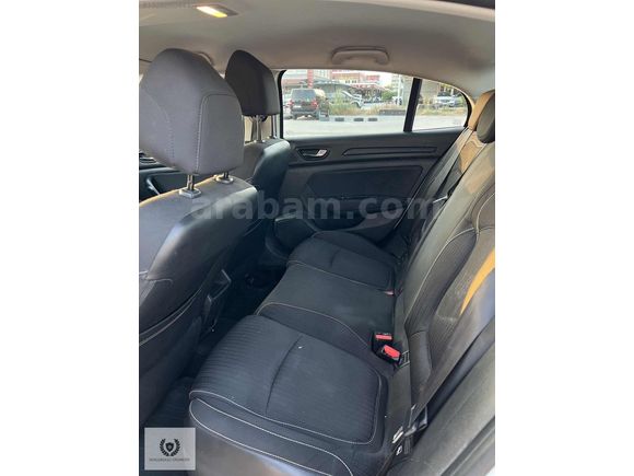 SUNGUROĞLU GARAGE'DEN 2018 RENAULT MEGANE 1.5DCI TOUCH EDC
