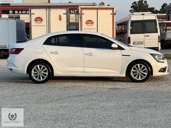 SUNGUROĞLU GARAGE'DEN 2018 RENAULT MEGANE 1.5DCI TOUCH EDC
