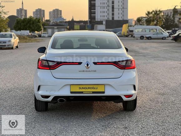 SUNGUROĞLU GARAGE'DEN 2018 RENAULT MEGANE 1.5DCI TOUCH EDC