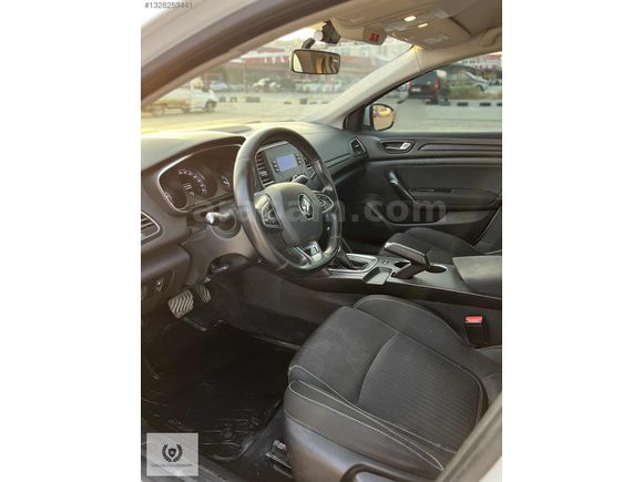 SUNGUROĞLU GARAGE'DEN 2018 RENAULT MEGANE 1.5DCI TOUCH EDC