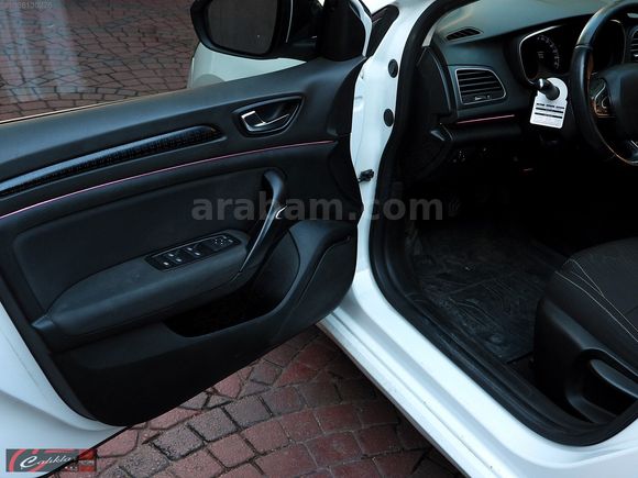 KREDİ KARTINA TAKSİT İMKANI ! 1.5 DCI Touch