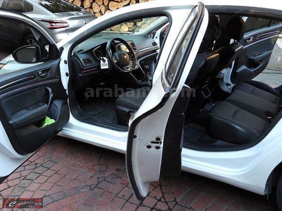 KREDİ KARTINA TAKSİT İMKANI ! 1.5 DCI Touch