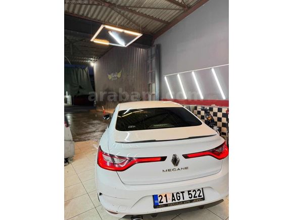 MÜFTÜOĞLUNDAN SATILIK MEGANE 4