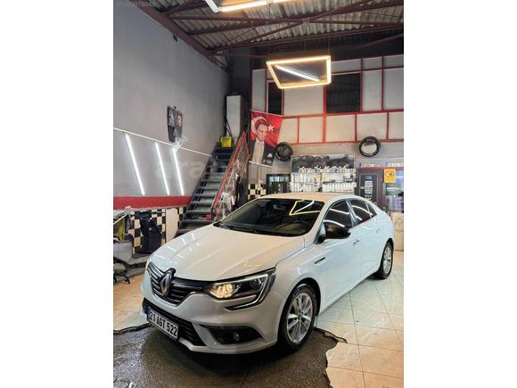 MÜFTÜOĞLUNDAN SATILIK MEGANE 4