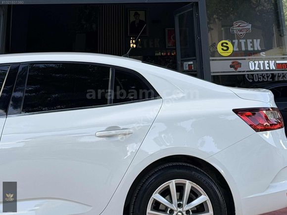ÖZTEK RENAULT MEGANE 1.5 DCİ TOUCH HATASIZ TESLA - İÇ AMBİYANS