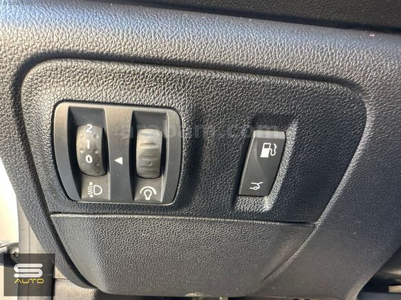 2018-132.000KM-BOYASIZ-MEGANE-1.5DCİ-TOUCH-PLUS-A.GİRİŞ-ÇALIŞTIR