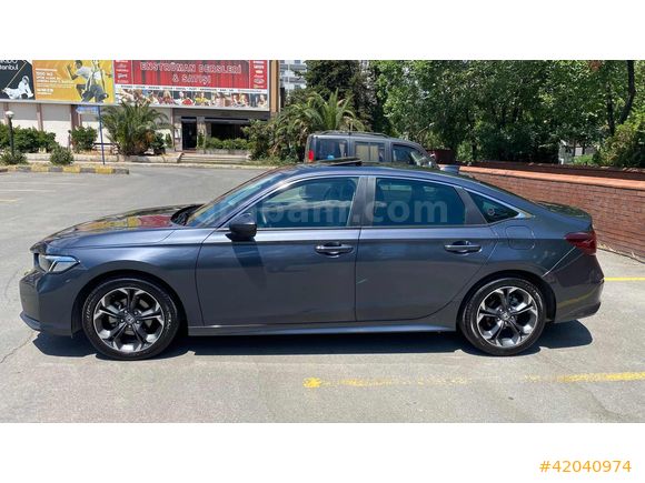 2025 model HONDA CIVIC 1.5T EXECUTIVE PLUS 182 PS