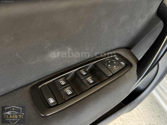 CLASS 71'DEN|2018 MEGANE 4 TOUCH PAKET 2 PARÇA BOYALI