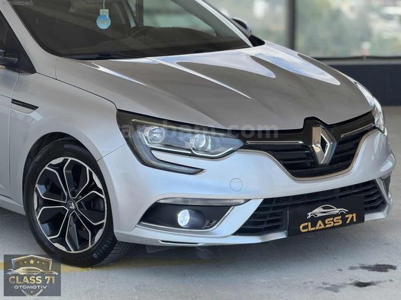 CLASS 71'DEN|2018 MEGANE 4 TOUCH PAKET 2 PARÇA BOYALI