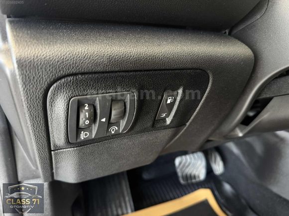 CLASS 71'DEN|2018 MEGANE 4 TOUCH PAKET 2 PARÇA BOYALI