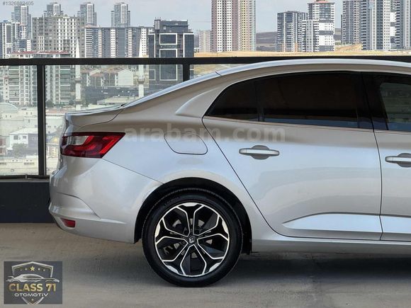CLASS 71'DEN|2018 MEGANE 4 TOUCH PAKET 2 PARÇA BOYALI