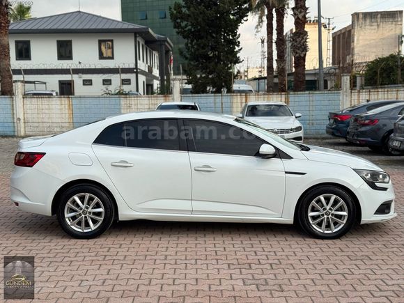 GÜNDEM'DEN 2017 DİZEL OTOMATİK TOUCH PAKET MEGANE4