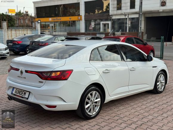GÜNDEM'DEN 2017 DİZEL OTOMATİK TOUCH PAKET MEGANE4
