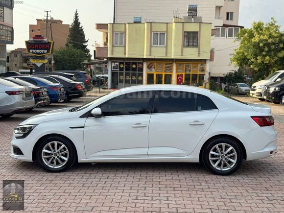 GÜNDEM'DEN 2017 DİZEL OTOMATİK TOUCH PAKET MEGANE4