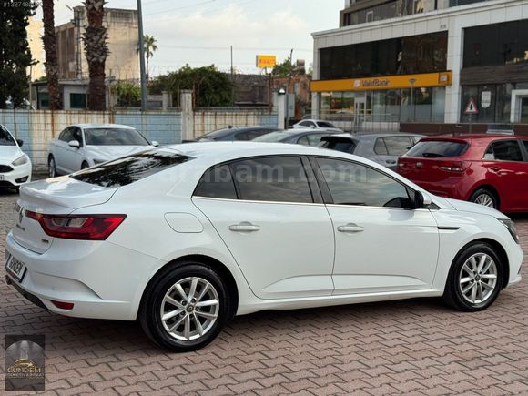 GÜNDEM'DEN 2017 DİZEL OTOMATİK TOUCH PAKET MEGANE4
