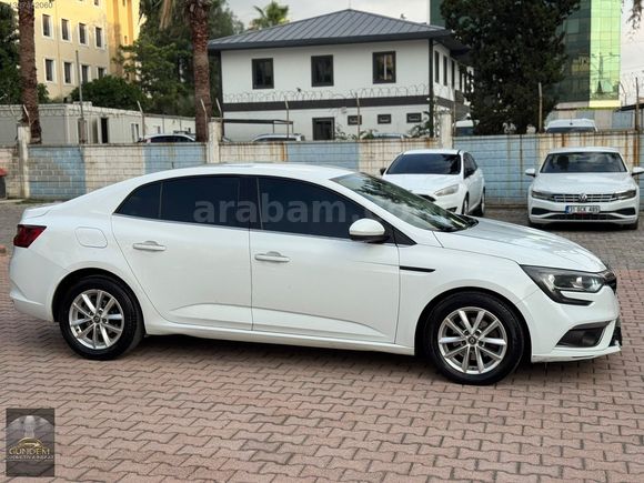 GÜNDEM'DEN 2017 DİZEL OTOMATİK TOUCH PAKET MEGANE4