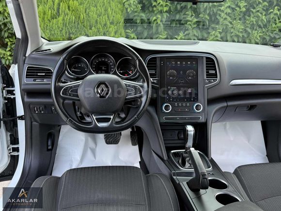 2017 Megane 1.5 DCI Touch EDC GERİ GÖRÜŞ+TESLA EKRAN OTOMATİK