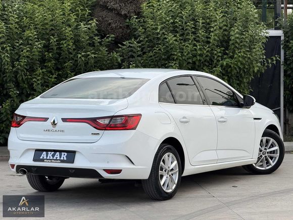 2017 Megane 1.5 DCI Touch EDC GERİ GÖRÜŞ+TESLA EKRAN OTOMATİK