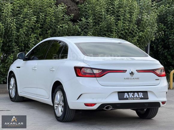 2017 Megane 1.5 DCI Touch EDC GERİ GÖRÜŞ+TESLA EKRAN OTOMATİK