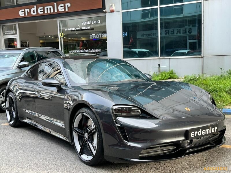 Galeriden Porsche Taycan Elektrik 4S Performance Plus 2020 Model İstanbul 55.000 km Füme