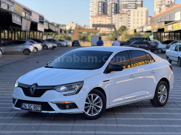 CSB Auto'dan Hatasız Megane 4