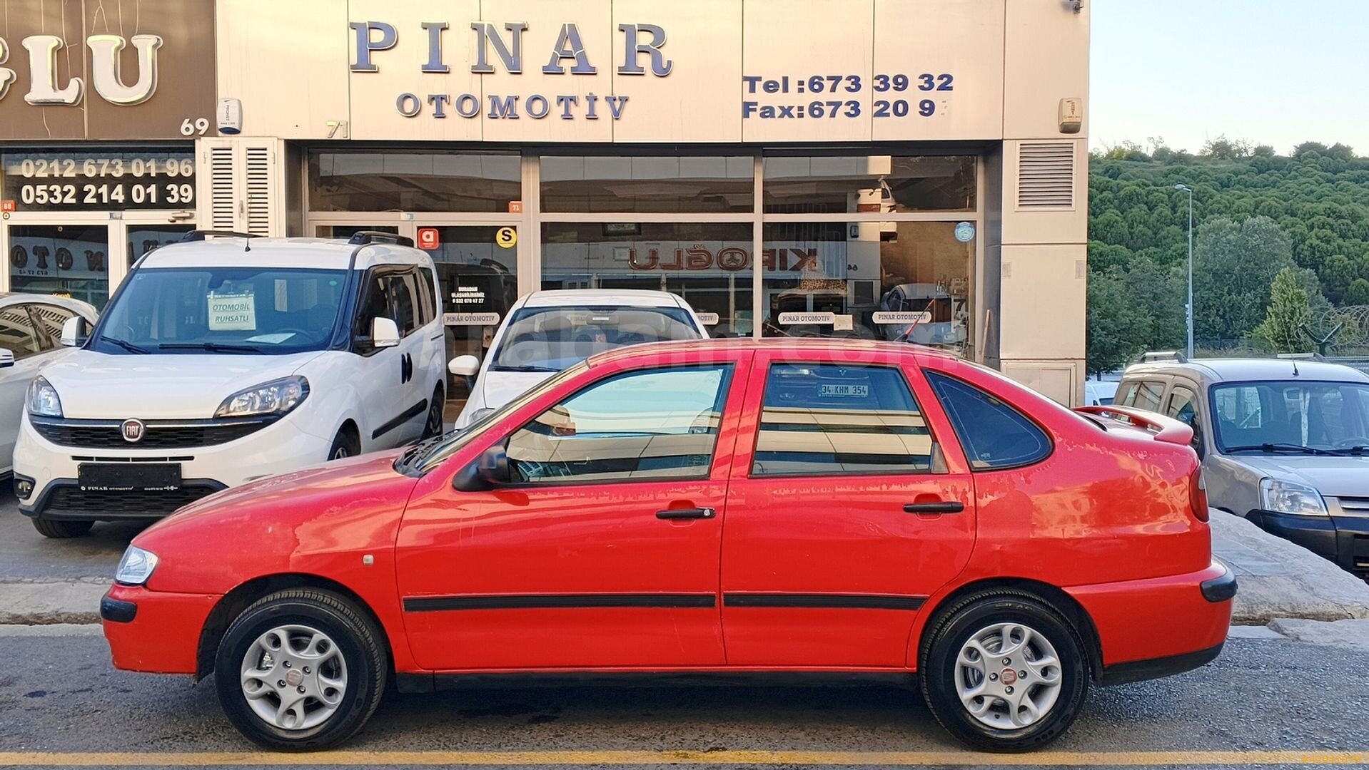 Galeriden Seat Cordoba 1.6 Stella 2000 Model İstanbul 329.600 km Kırmızı 1