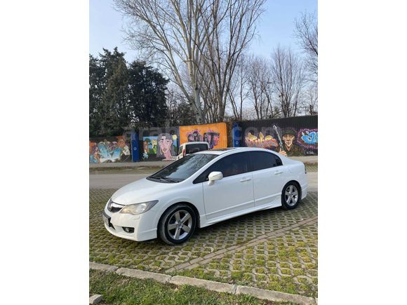 Sahibinden Honda Civic 1.6i VTEC Elegance 2010 Model 
