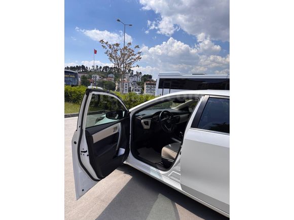 Sahibinden Toyota Corolla 1.4 D-4D Advance 2014 Model