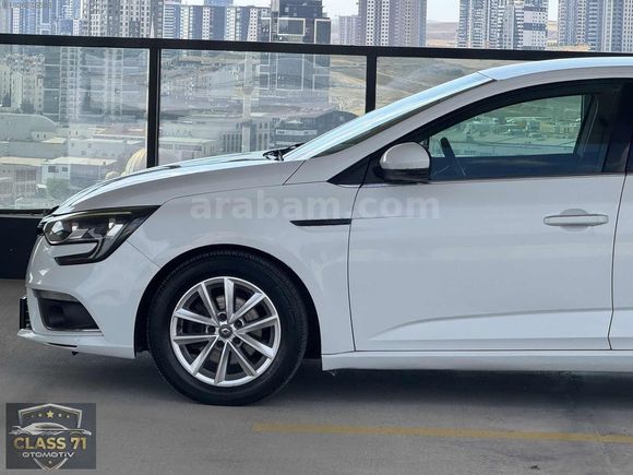 CLASS71'DEN|2018 RENAULT MEGANE 4 TOUCH PAKET