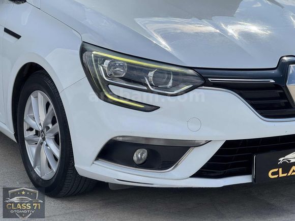 CLASS71'DEN|2018 RENAULT MEGANE 4 TOUCH PAKET