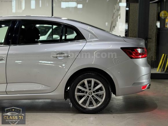 CLASS 71'DEN|2018 MEGANE 4 1.5 DCİ TOUCH PAKET OTOMATİK