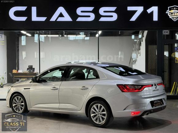 CLASS 71'DEN|2018 MEGANE 4 1.5 DCİ TOUCH PAKET OTOMATİK