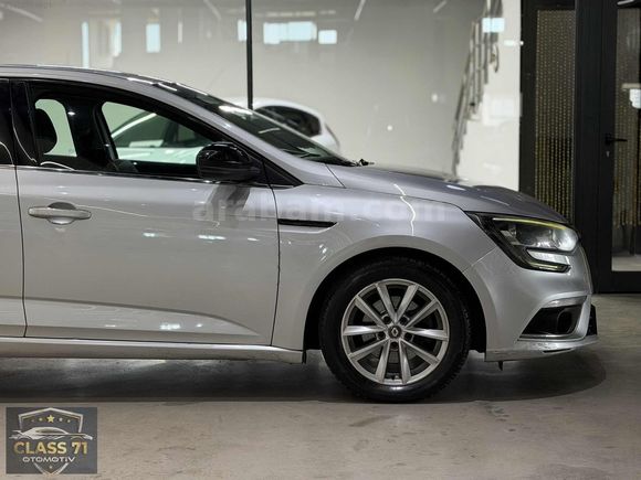 CLASS 71'DEN|2018 MEGANE 4 1.5 DCİ TOUCH PAKET OTOMATİK