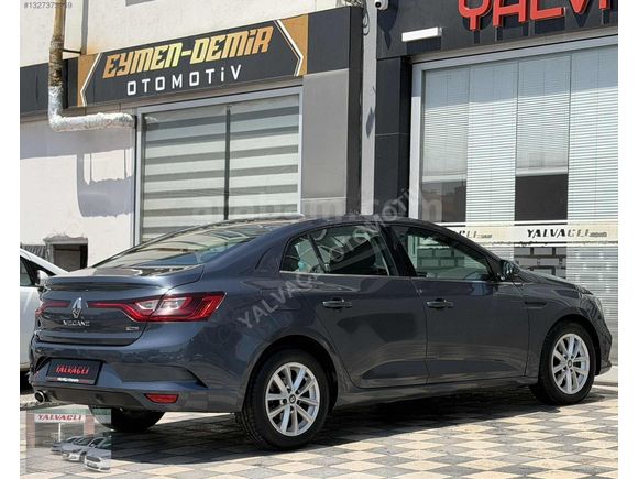 2017 Hatasız ! 165.000 Km_MEGANE 1.5DCİ_110BG_TOUCH_EDC