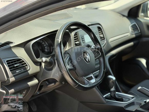 2017 Hatasız ! 165.000 Km_MEGANE 1.5DCİ_110BG_TOUCH_EDC