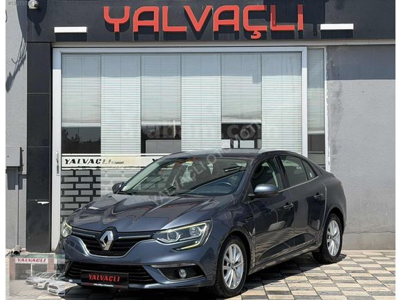 2017 Hatasız ! 165.000 Km_MEGANE 1.5DCİ_110BG_TOUCH_EDC