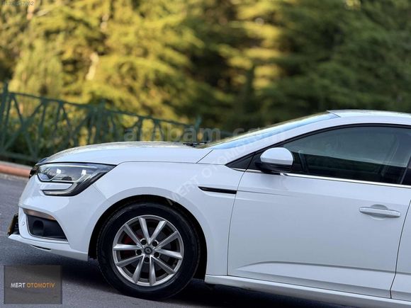 HATASIZ BOYASIZ MEGANE DÜŞÜK KM