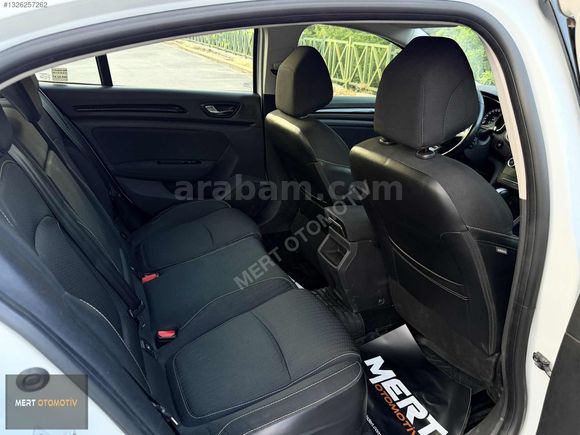 HATASIZ BOYASIZ MEGANE DÜŞÜK KM