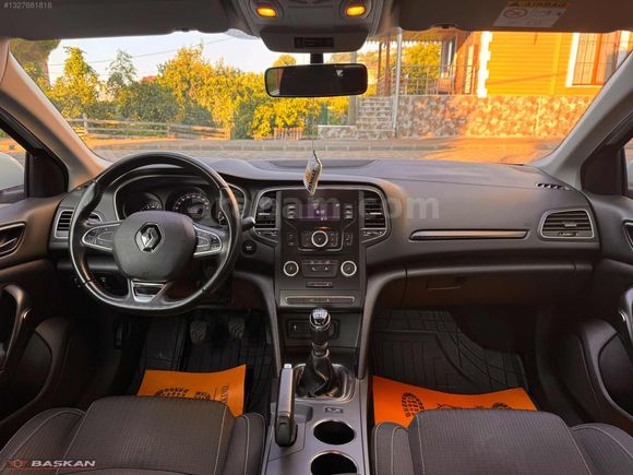 BOYASIZ 151.000km HATASIZ MEGANE
