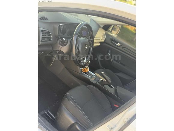 M-MECE AUTO/MEGANE4/HATASIZ BOYASIZ/176.000KM'DE
