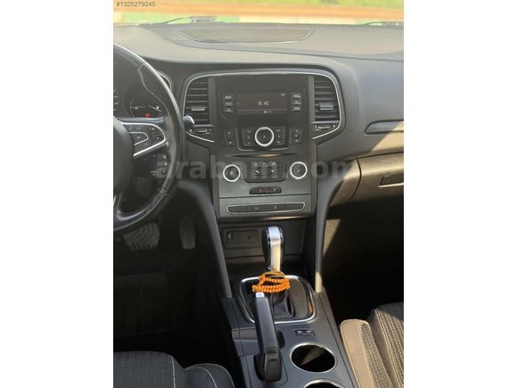 M-MECE AUTO/MEGANE4/HATASIZ BOYASIZ/176.000KM'DE