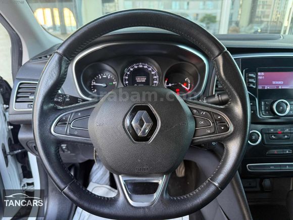 TAN CAR'S DAN 2019 DAN RENAULT MEGNE TOUCH DEĞİŞENSİZ
