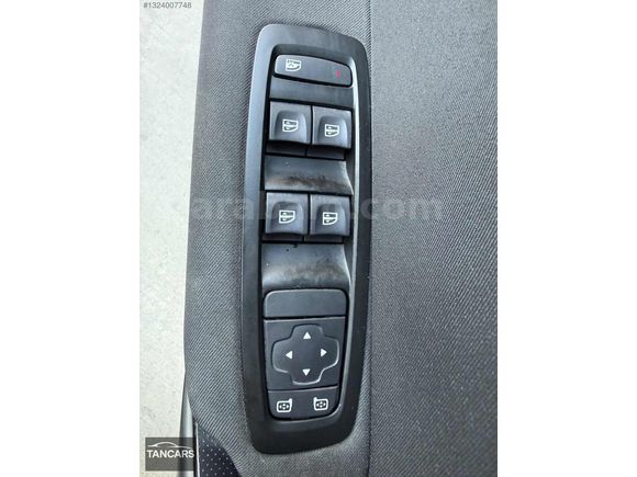 TAN CAR'S DAN 2019 DAN RENAULT MEGNE TOUCH DEĞİŞENSİZ