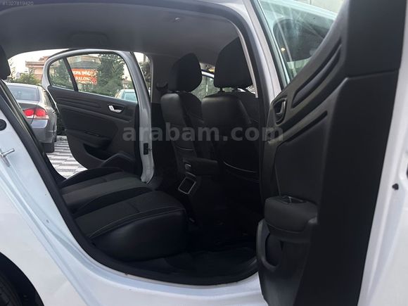 2018 MODEL MEGANE TOUCH OTOMATİK 170 BİN KM