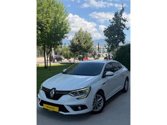 2017 168000KM DİZEL OTOMATİK RENAULT MEGANE4 TOUCH
