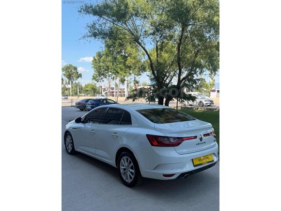 2017 168000KM DİZEL OTOMATİK RENAULT MEGANE4 TOUCH